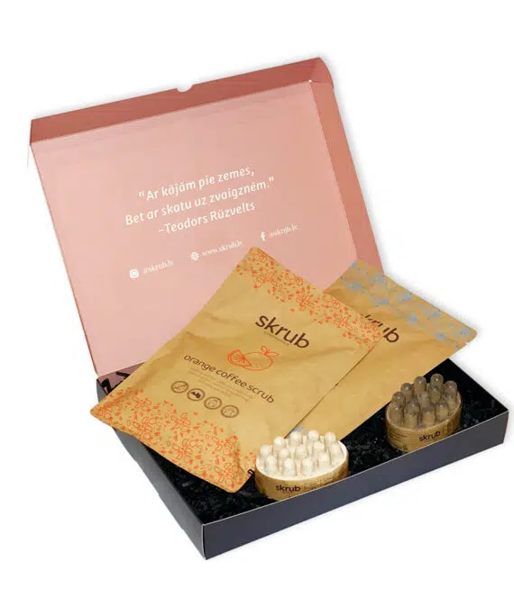 DĀVANU KOMPLEKTS KASTĒ AR ZIEDIEM Nr.3