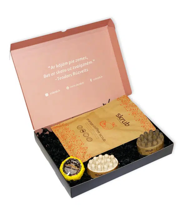 DĀVANU KOMPLEKTS KASTĒ AR ZIEDIEM Nr.6